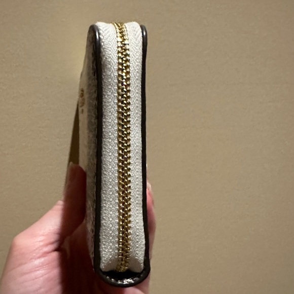 NWT Coach wallet medium zipper lizard leather with gold tone hardware - Picture 3 of 11